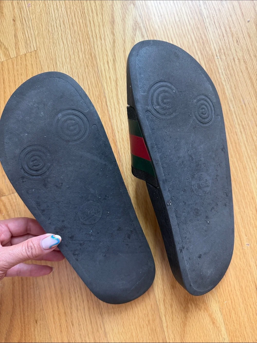 Mens Authentic Gucci Slides
